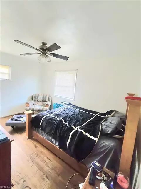 Bedroom - 5633 Comanche Rd, Virginia Beach, VA 23462 photo 4 of 4