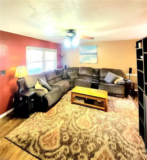 Living - 5633 Comanche Rd, Virginia Beach, VA 23462 photo 1 of 2