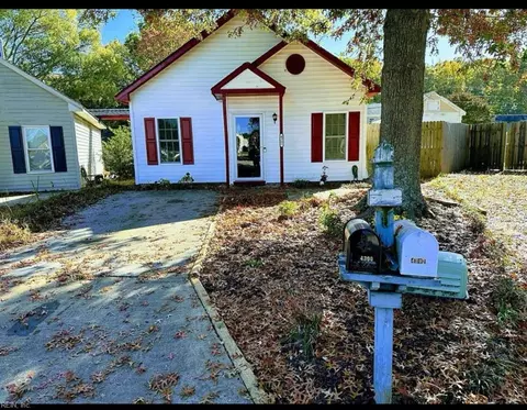 4301 Merlyn Walk Pl, Newport News, VA 23602