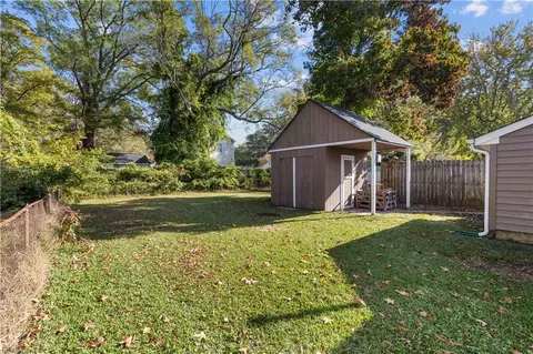 Exterior - 502 Smiley Rd, Hampton, VA 23663 photo 5 of 8