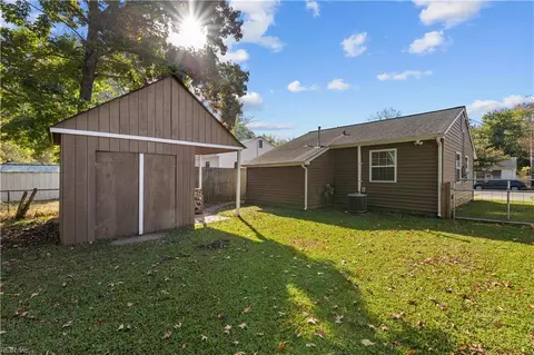 Exterior - 502 Smiley Rd, Hampton, VA 23663 photo 8 of 8