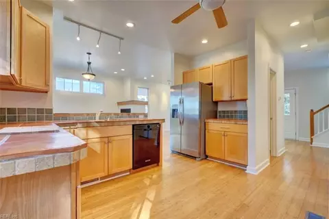 Kitchen - 2071 E Ocean View Ave, Norfolk, VA 23503 photo 1 of 2