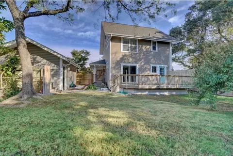 Exterior - 2071 E Ocean View Ave, Norfolk, VA 23503 photo 5 of 12