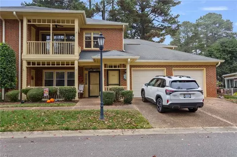 604 Constance Woods Dr, Suffolk, VA 23434