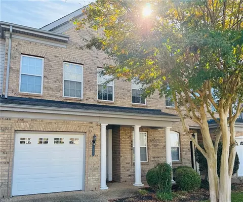 1243 Granton Ter, Chesapeake, VA 23322