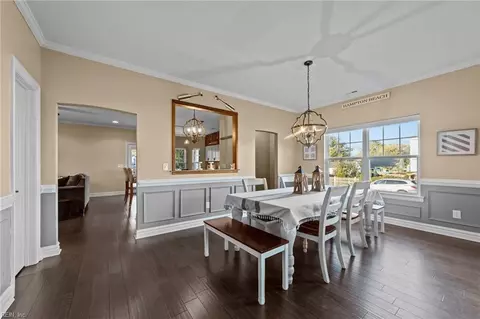 Dining - 17 Lighthouse Rd, Hampton, VA 23664 photo 2 of 2