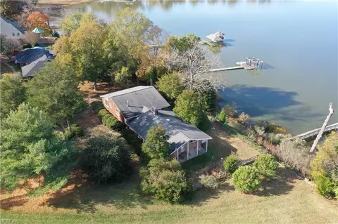 209 Moonefield Dr, Smithfield, VA 23430 photo 12