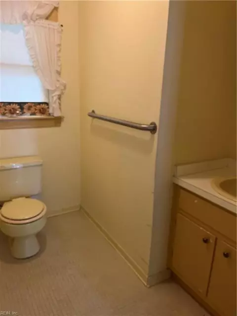 209 Moonefield Dr, Smithfield, VA 23430 photo 25