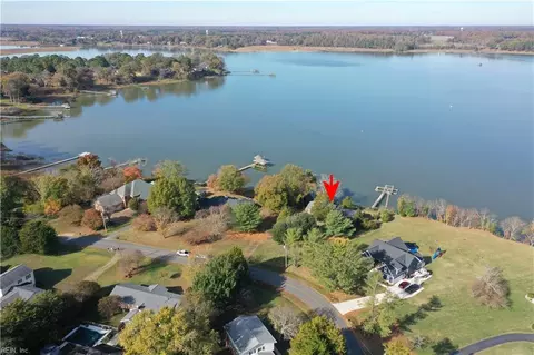 209 Moonefield Dr, Smithfield, VA 23430 photo 14
