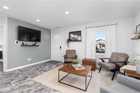 Other - 625 Augusta St, Hampton, VA 23669 photo 1 of 2