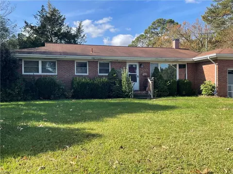 333 Caren Dr, Virginia Beach, VA 23452