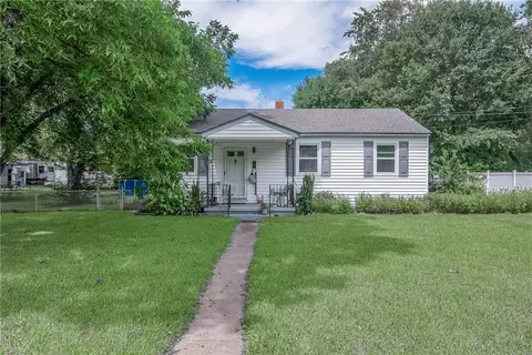 305 Weston St, Portsmouth, VA 23702
