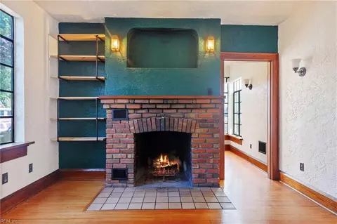 315 Tappan Ave, Hampton, VA 23664 photo 2