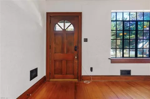 315 Tappan Ave, Hampton, VA 23664 photo 6