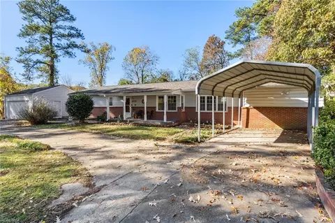 1705 Myrtle Ave, Chesapeake, VA 23325