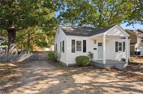 1508 Bradford Rd, Virginia Beach, VA 23455
