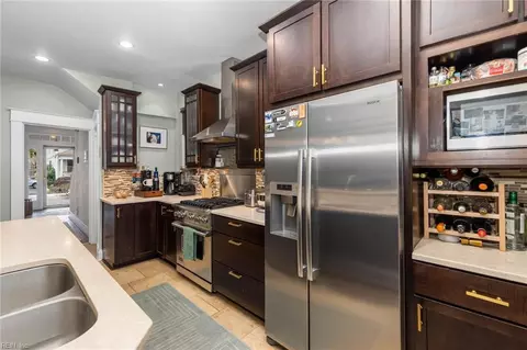 Kitchen - 623 Westover Ave, Norfolk, VA 23507 photo 4 of 5