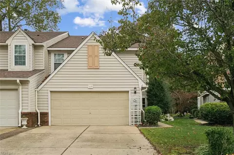 115 Brassie Dr, Yorktown, VA 23693