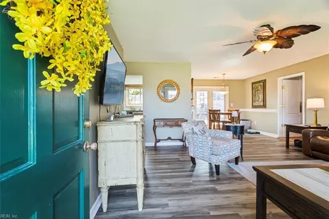 4821 Mandan Rd, Virginia Beach, VA 23462