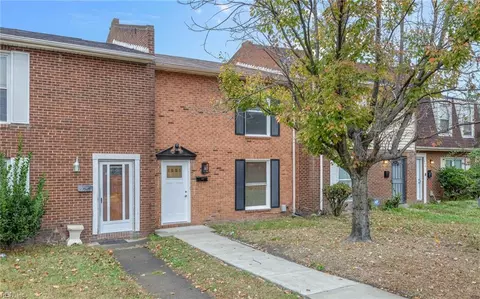 1648 Corprew Ave, Norfolk, VA 23504