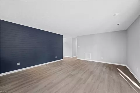 Living - 5517 Millwood Dr, Gloucester, VA 23061 photo 1 of 3