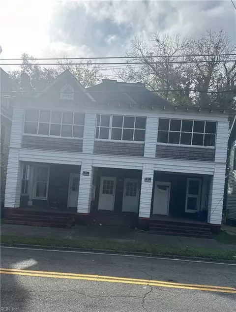 221 Bank St, Suffolk, VA 23434
