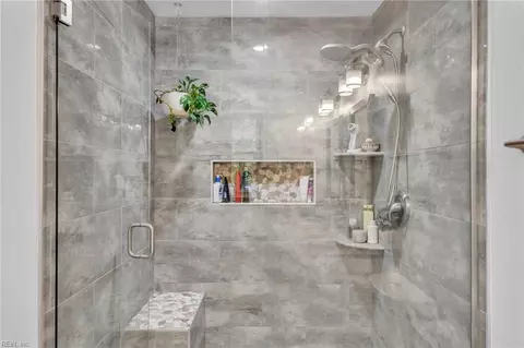 Bath - 1121 Eagle Way, Virginia Beach, VA 23456 photo 1 of 8