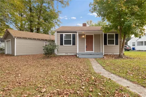108 Beaton Dr, Portsmouth, VA 23701