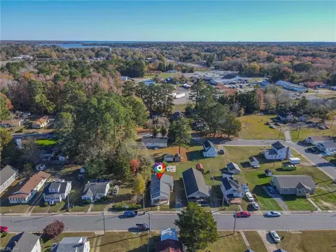 View/Area - 208 Middle St, Smithfield, VA 23430 photo 4 of 5