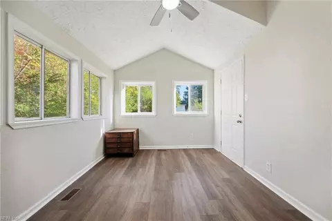 Other - 208 Middle St, Smithfield, VA 23430 photo 4 of 7
