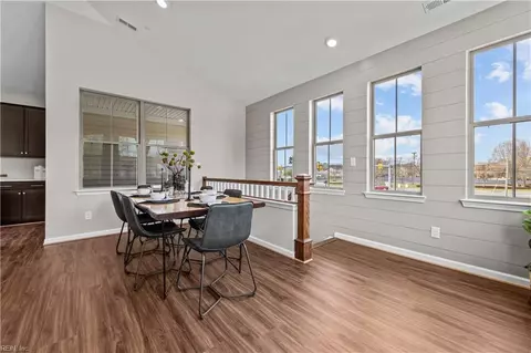 Dining - Mm Allure Model @ Watermark, Hampton, VA 23666 photo 2 of 3