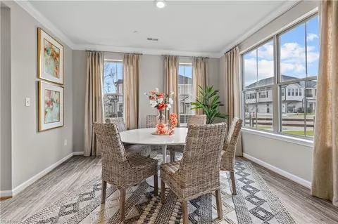 Dining - Mm Delta Model @ Watermark, Hampton, VA 23666 photo 2 of 2