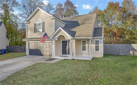 337 Stonehenge Dr, Suffolk, VA 23434