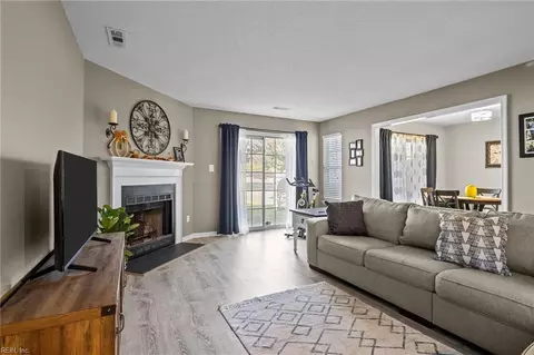 5131 Cypress Point Cir, Virginia Beach, VA 23455