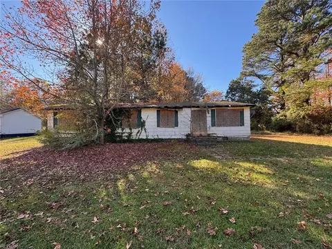 22105 Raymond Ln, Cape Charles, VA 23310