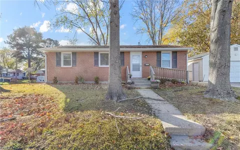 1312 Yeadon Rd, Chesapeake, VA 23324