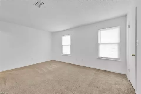 524 Hollomon Dr, Hampton, VA 23666 photo 21