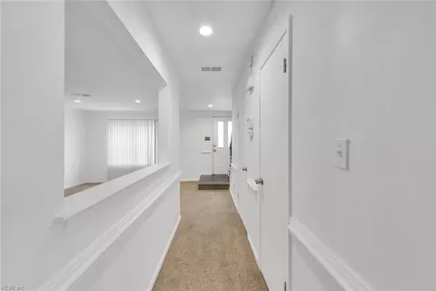 524 Hollomon Dr, Hampton, VA 23666 photo 15