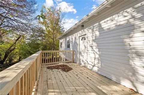 219 Roane Ave, Hampton, VA 23669 photo 32