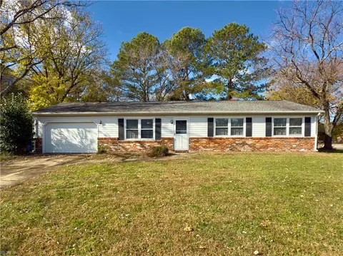 801 Churchill Dr, Virginia Beach, VA 23464