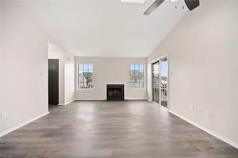 607 Flagstaff Ct, Virginia Beach, VA 23462