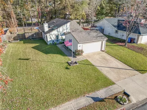 828 Bowling Green Trl, Chesapeake, VA 23320