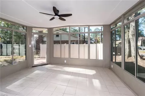 Exterior - 421 Leepoint Rd, Norfolk, VA 23502 photo 6 of 11
