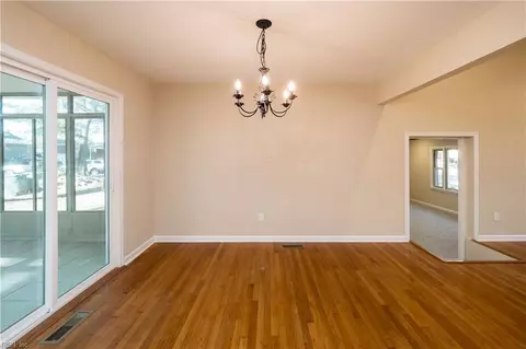 Living - 421 Leepoint Rd, Norfolk, VA 23502 photo 6 of 11