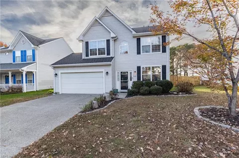 513 Windward Dr, Chesapeake, VA 23320