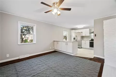 8125 Simons Dr, Norfolk, VA 23505 photo 10