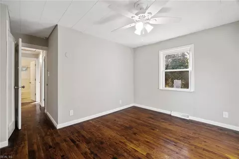 8125 Simons Dr, Norfolk, VA 23505 photo 17