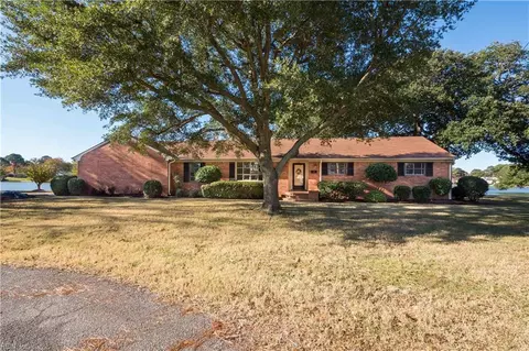 2349 Bayville Rd, Virginia Beach, VA 23455