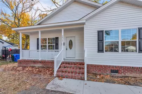 5913 Andrew Pl, Newport News, VA 23605