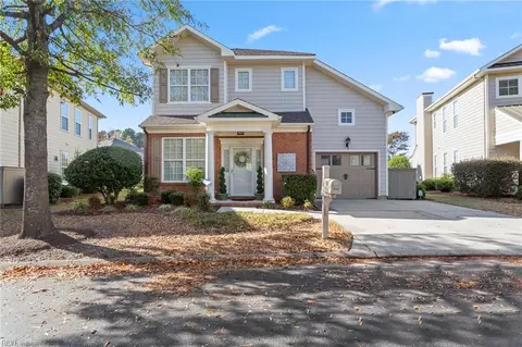 518 Silk Tree Ln, Chesapeake, VA 23320